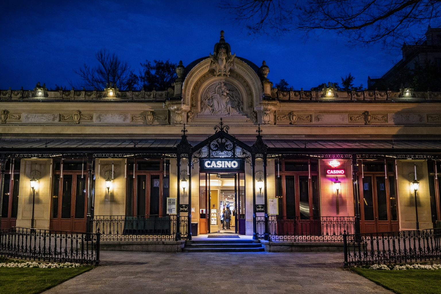 Casino Tranchant Néris-les-Bains - Casino in Néris-les-Bains, France