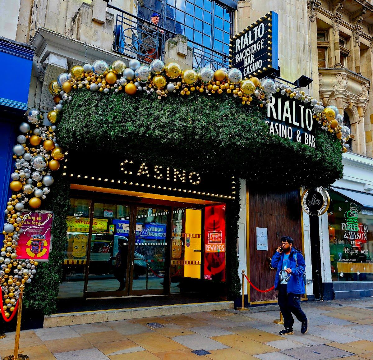 Rialto Casino & Bar – Poker photo 2