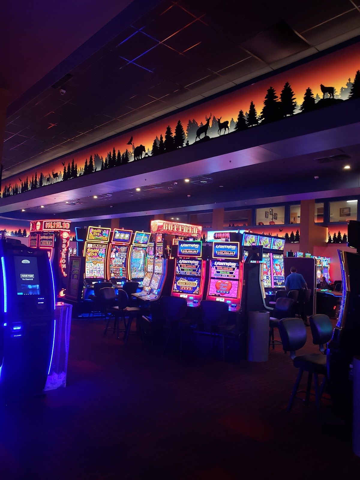 Northern Waters Casino Resort – Poker photo 3