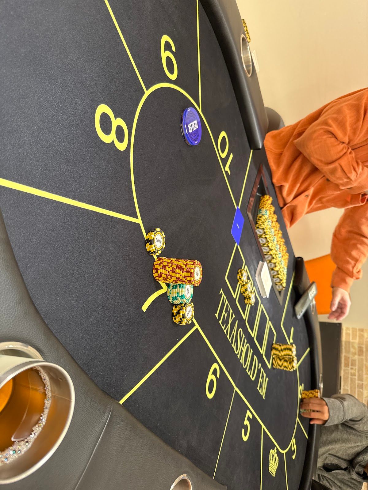 ポーカー 72（セブン・ツー）Poker 天神 photo 5