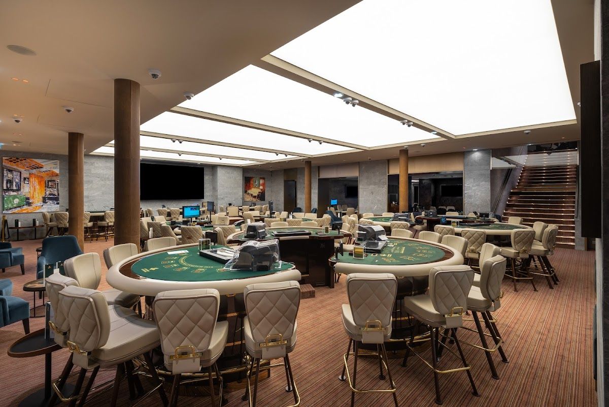 Club Pierre Charron - Casino in Paris, France