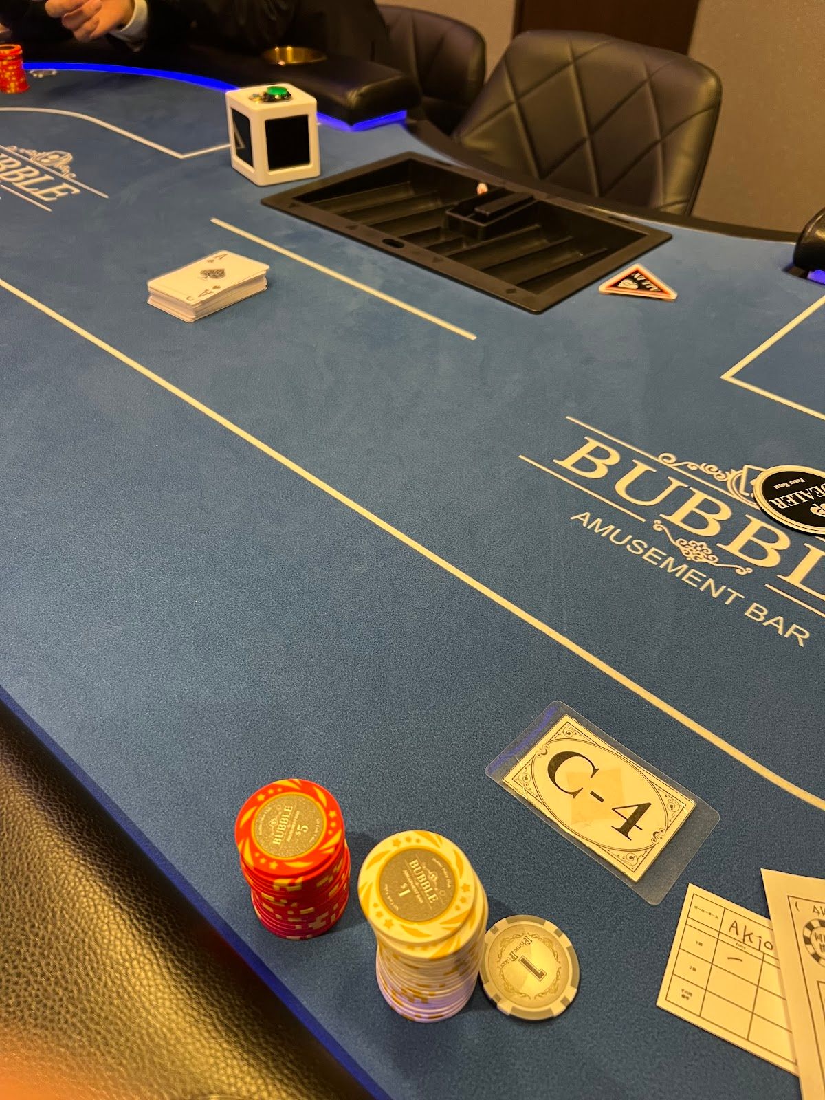 BUBBLE 札幌店｜ポーカー＆アミューズメントカジノバー / Poker & Amusement Bar photo 5