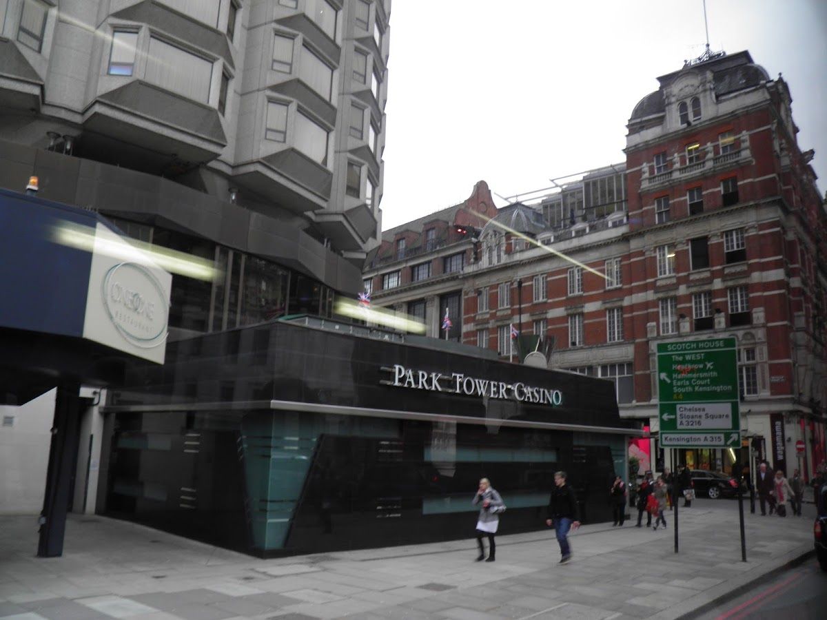 Grosvenor Casino, The Park Tower – Poker photo 8