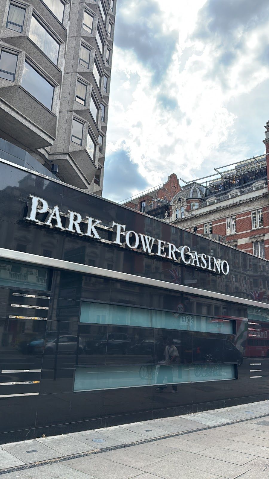 Grosvenor Casino, The Park Tower – Poker photo 10