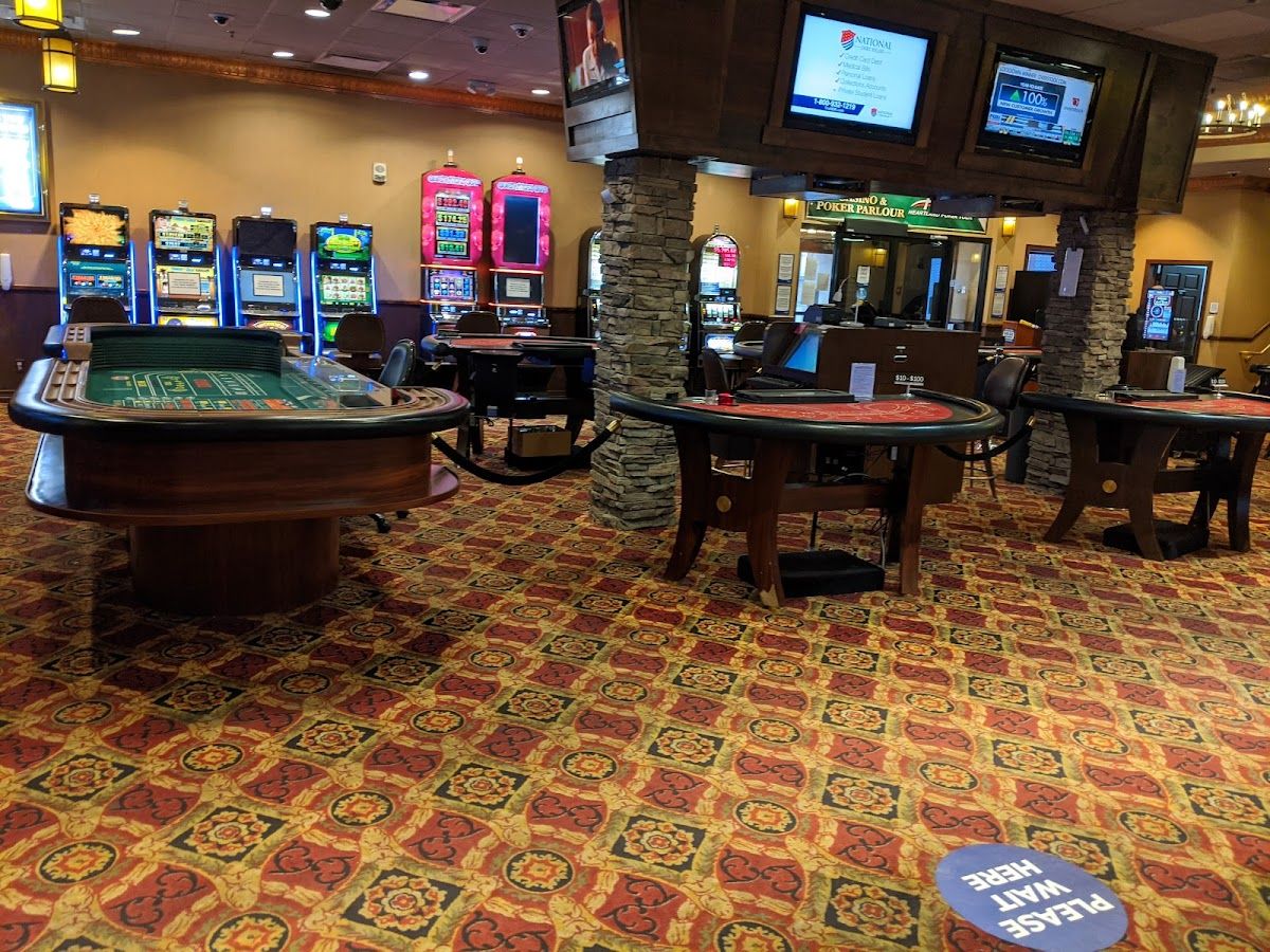 Golden Gates Poker Parlour photo 2