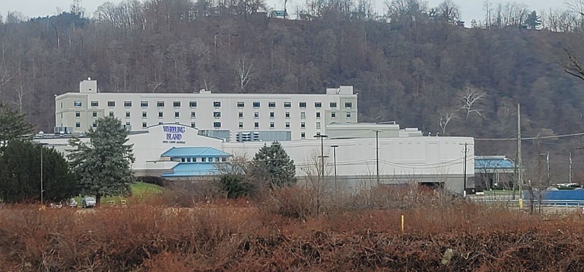 Wheeling Island Hotel-Casino-Racetrack photo 2