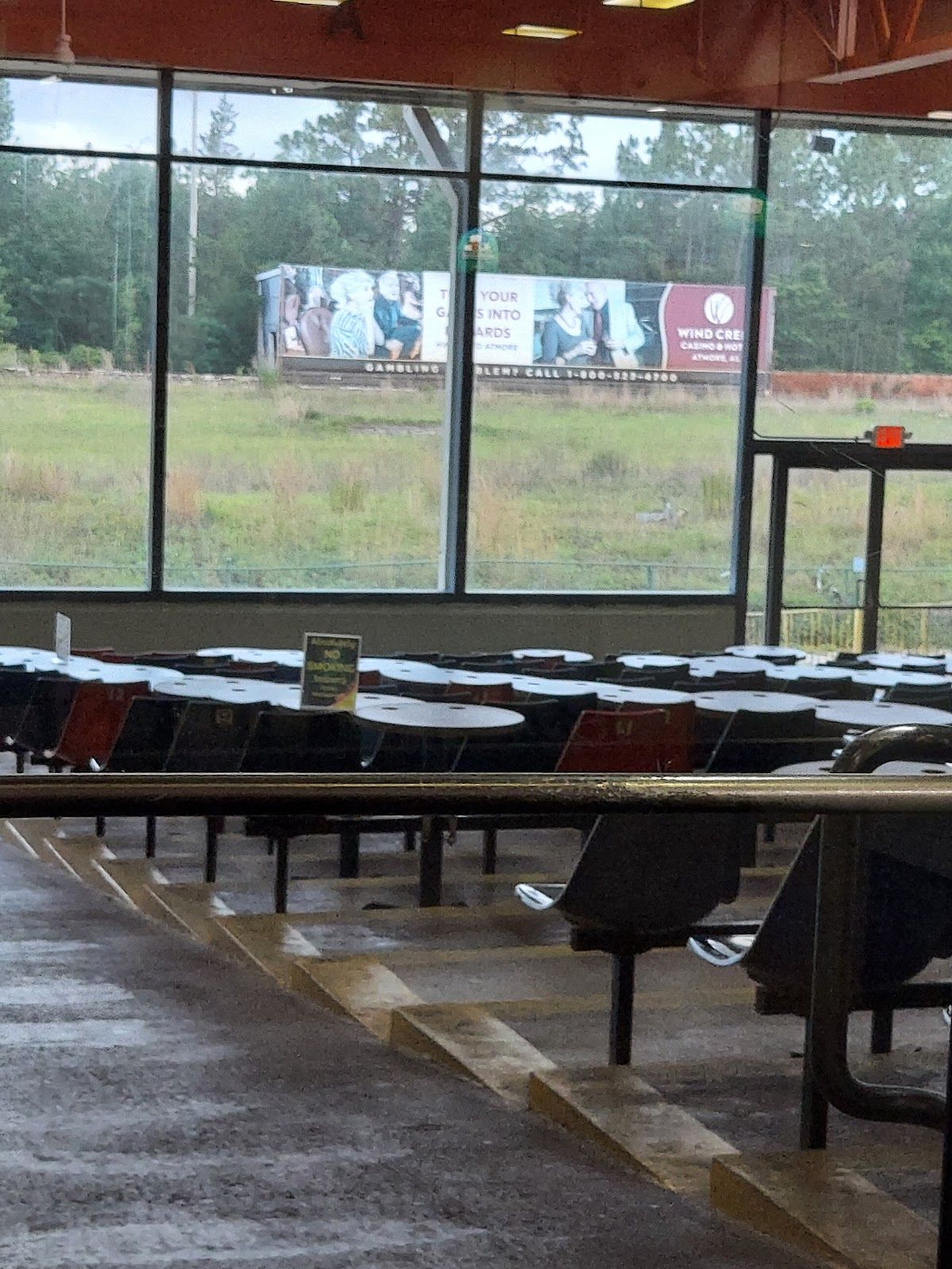Pensacola Greyhound Track Poker Room photo 3