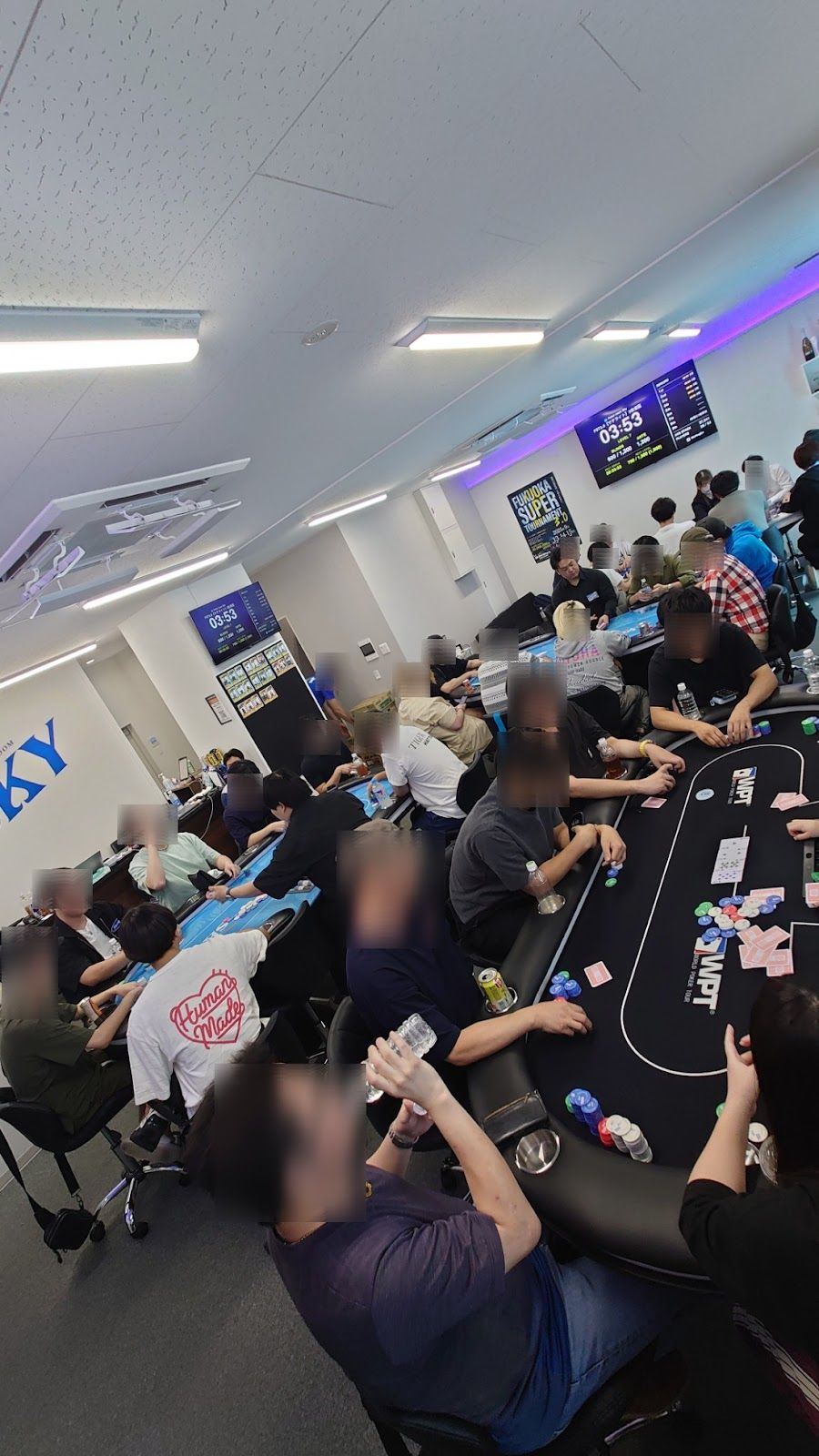 Poker room SKY photo 6