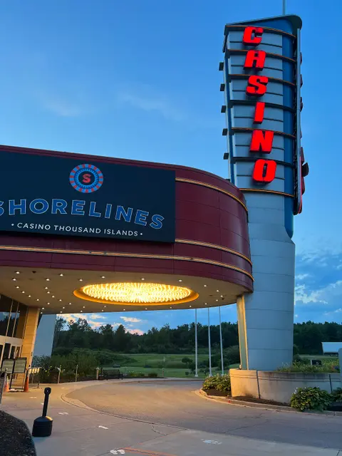Shorelines Casino Thousand Islands - Casino in Gananoque, Canada