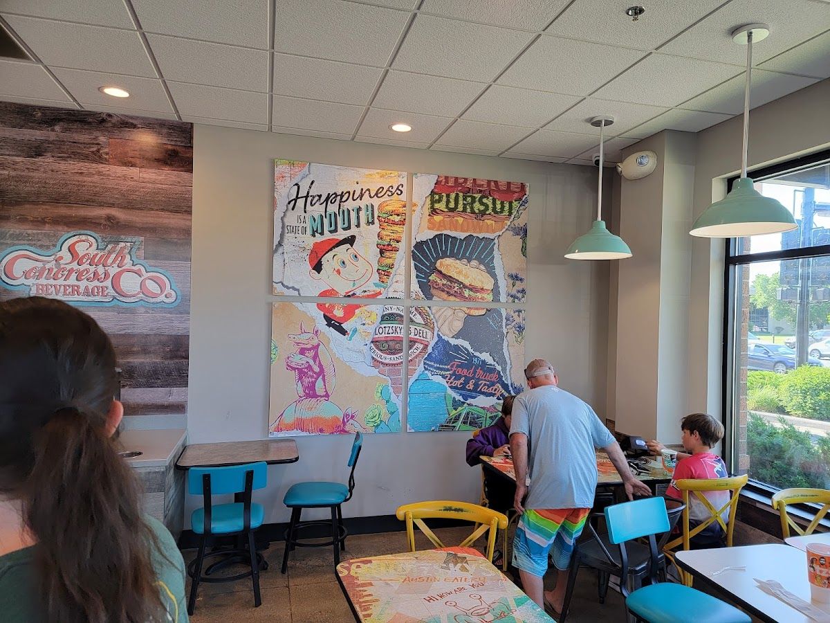 Schlotzsky's Pub E-Tabs photo 6