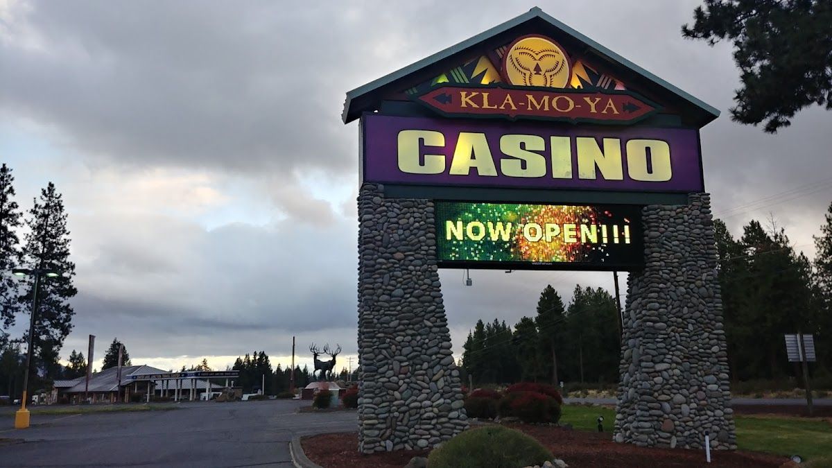 Kla-Mo-Ya Casino photo 2