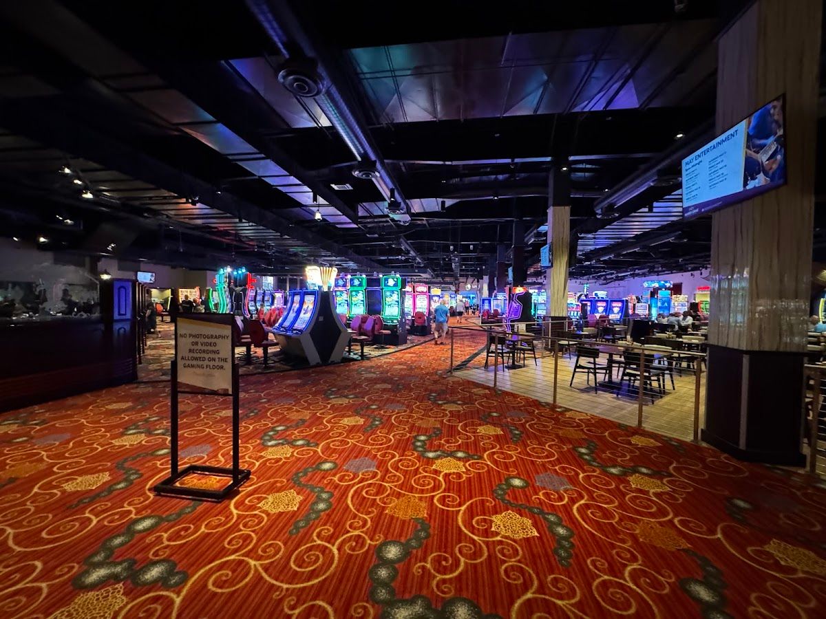 Mardi Gras Casino & Resort – Poker photo 6
