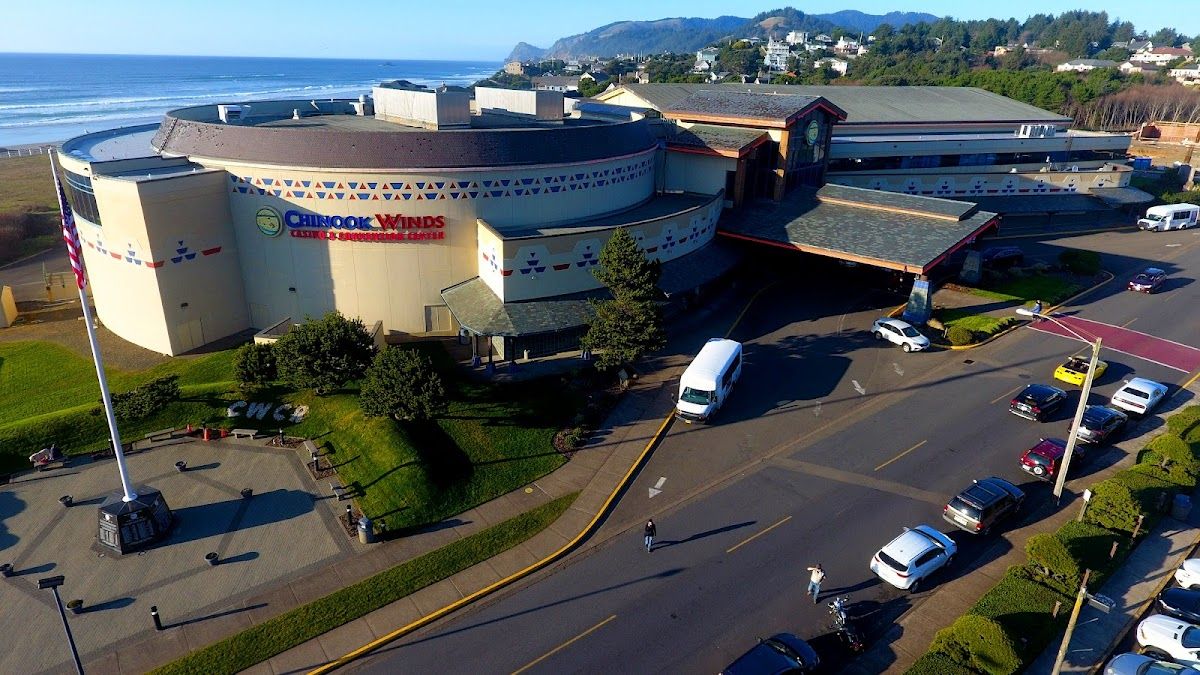 Chinook Winds Casino Resort Poker Room photo 4