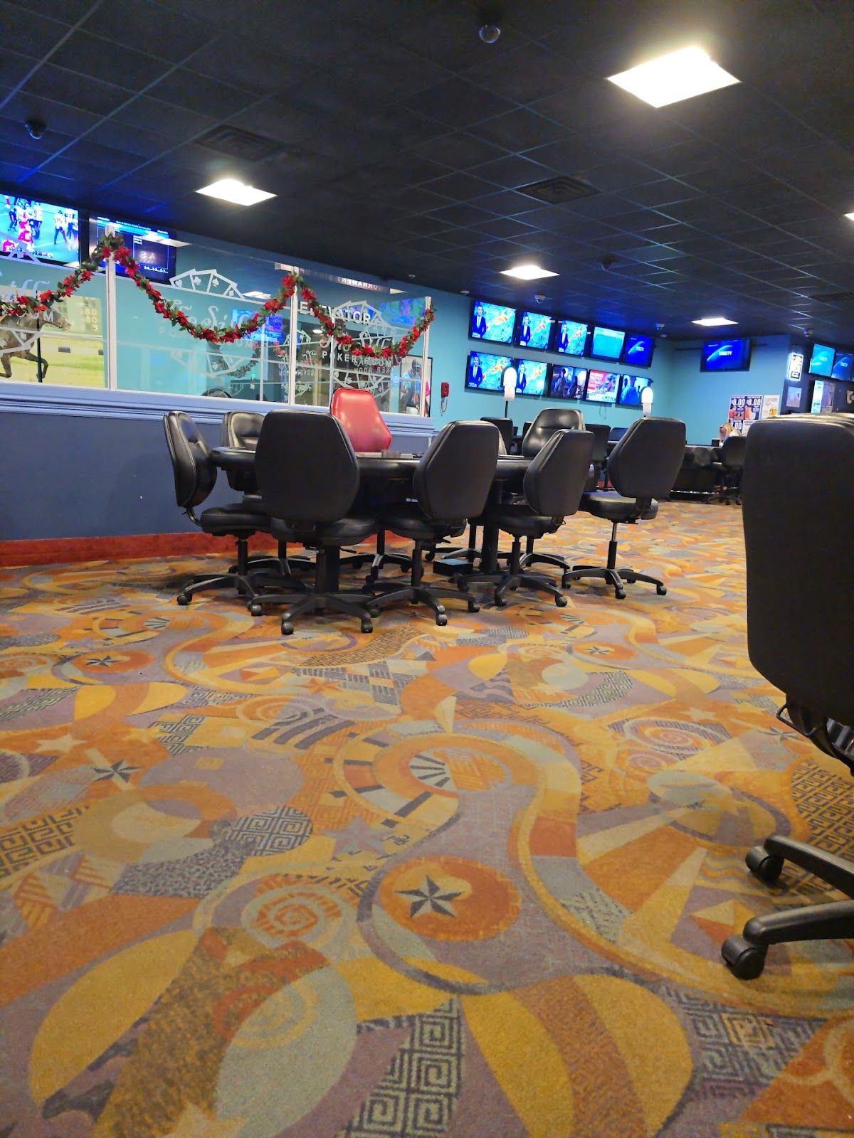 Silk's Poker Room at Tampa Bay Downs photo 10