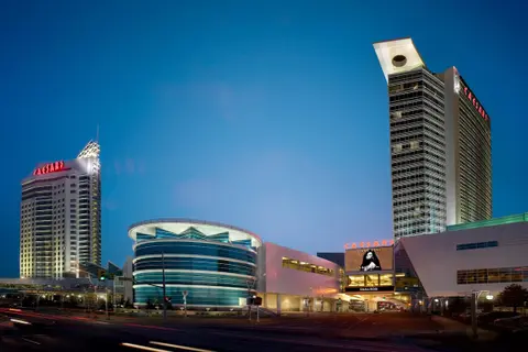 Caesars Windsor - Casino in Windsor, Canada