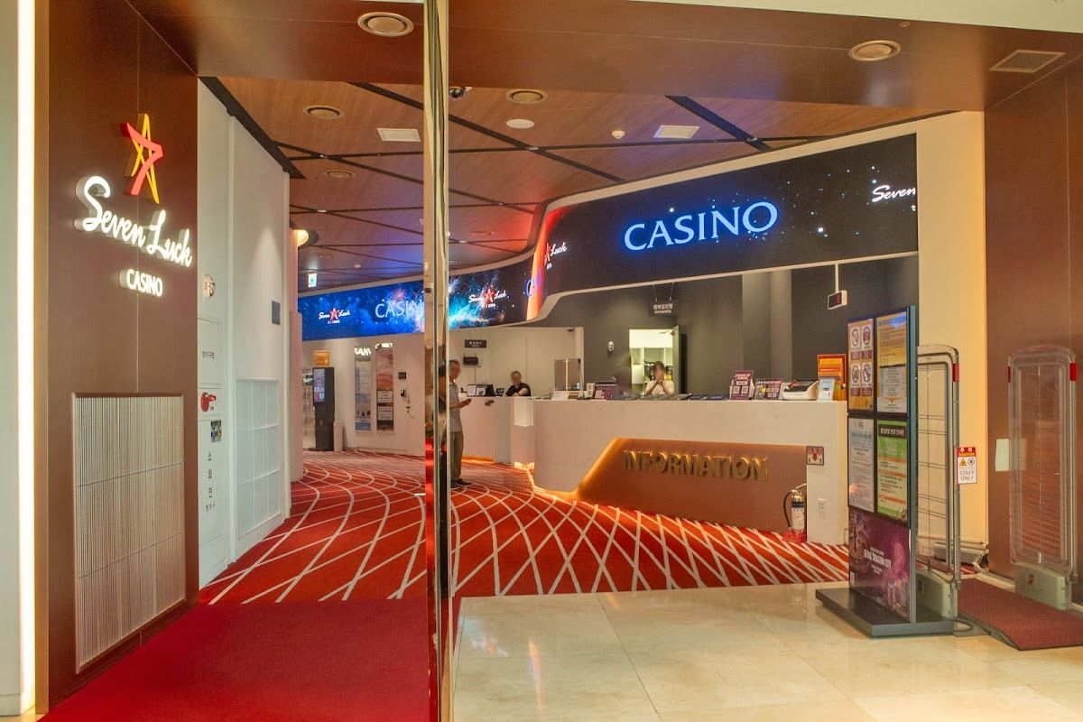 Seven Luck Casino Dragon City photo 7