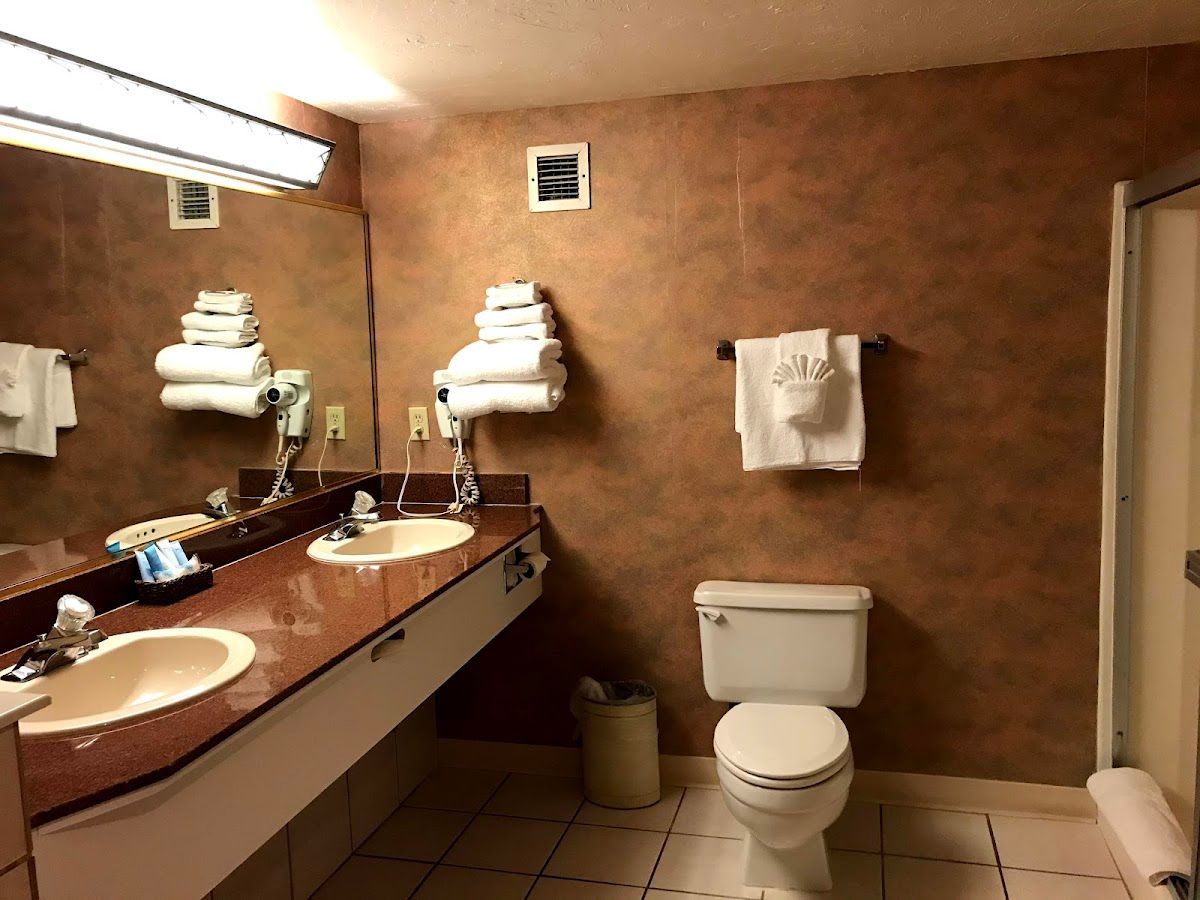 Edgewater Casino Resort photo 3
