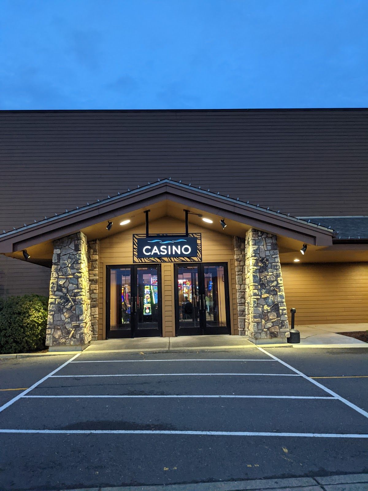 Three Rivers Casino Resort Poker Room photo 7