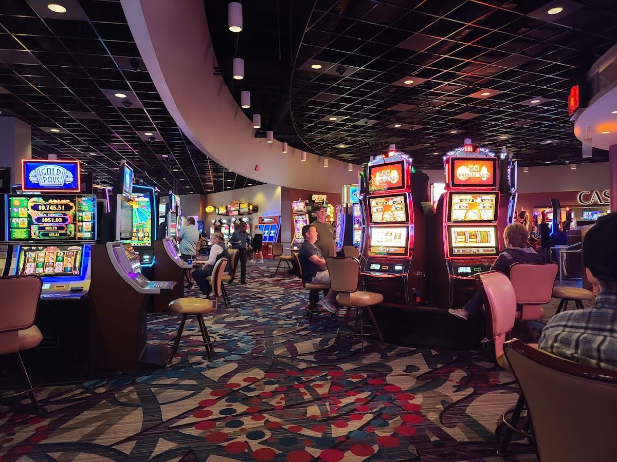 Harrahs Hoosier Park Racing and Casino photo 3