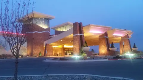 Northern Edge Navajo Casino - Casino in Upper Fruitland, United States