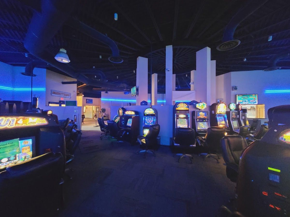 Charging Horse Casino Poker Room photo 4