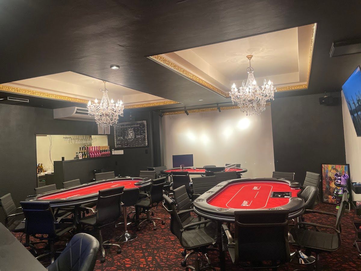 ポーカーカジノバーARIA（アリア）中洲 - Casino in Fukuoka, Japan