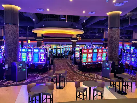 Oak Grove Racing, Gaming & Hotel - Casino in Oak Grove, United States