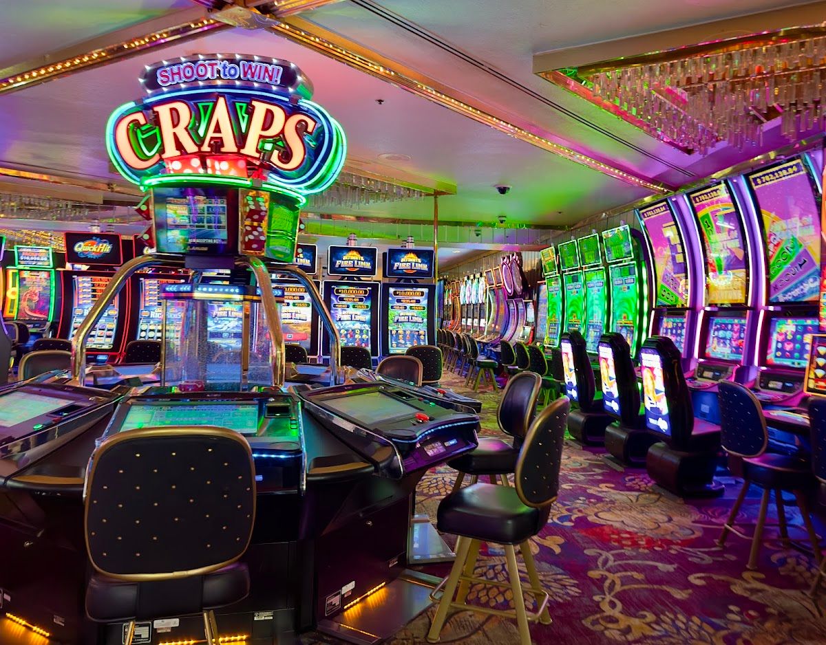 Four Queens Hotel & Casino photo 6