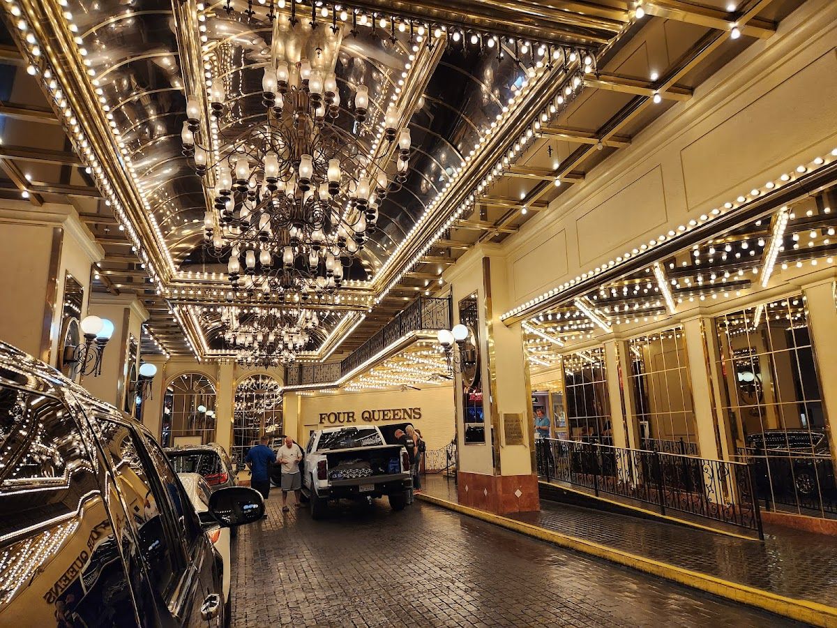 Four Queens Hotel & Casino photo 9
