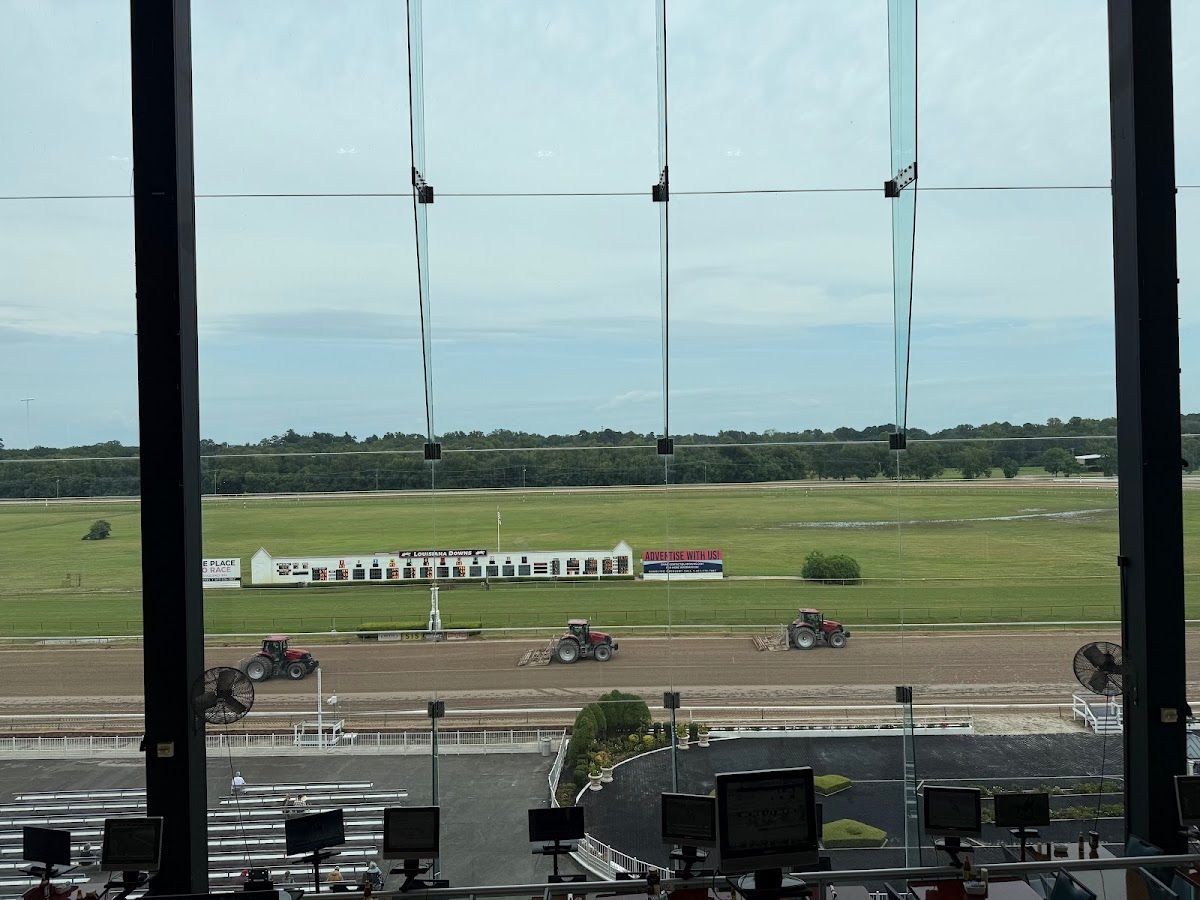 Harrahs Louisiana Downs photo 7
