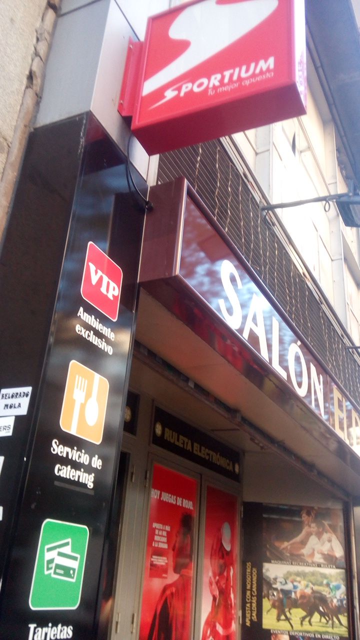 El Dorado salón de juego y apuestas photo 8