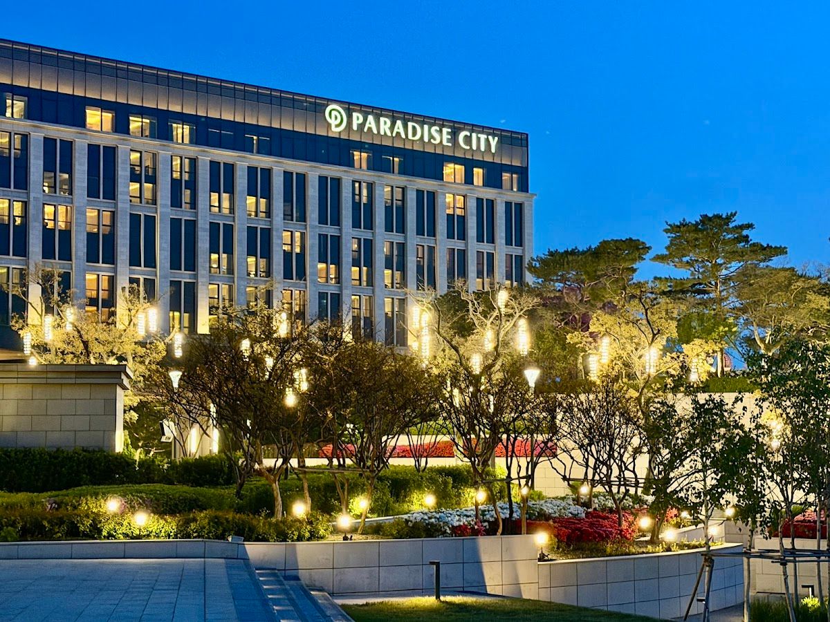 Paradise City photo 7