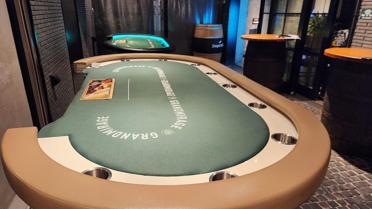 MIRAGE POKER/ミラージュポーカー photo 4
