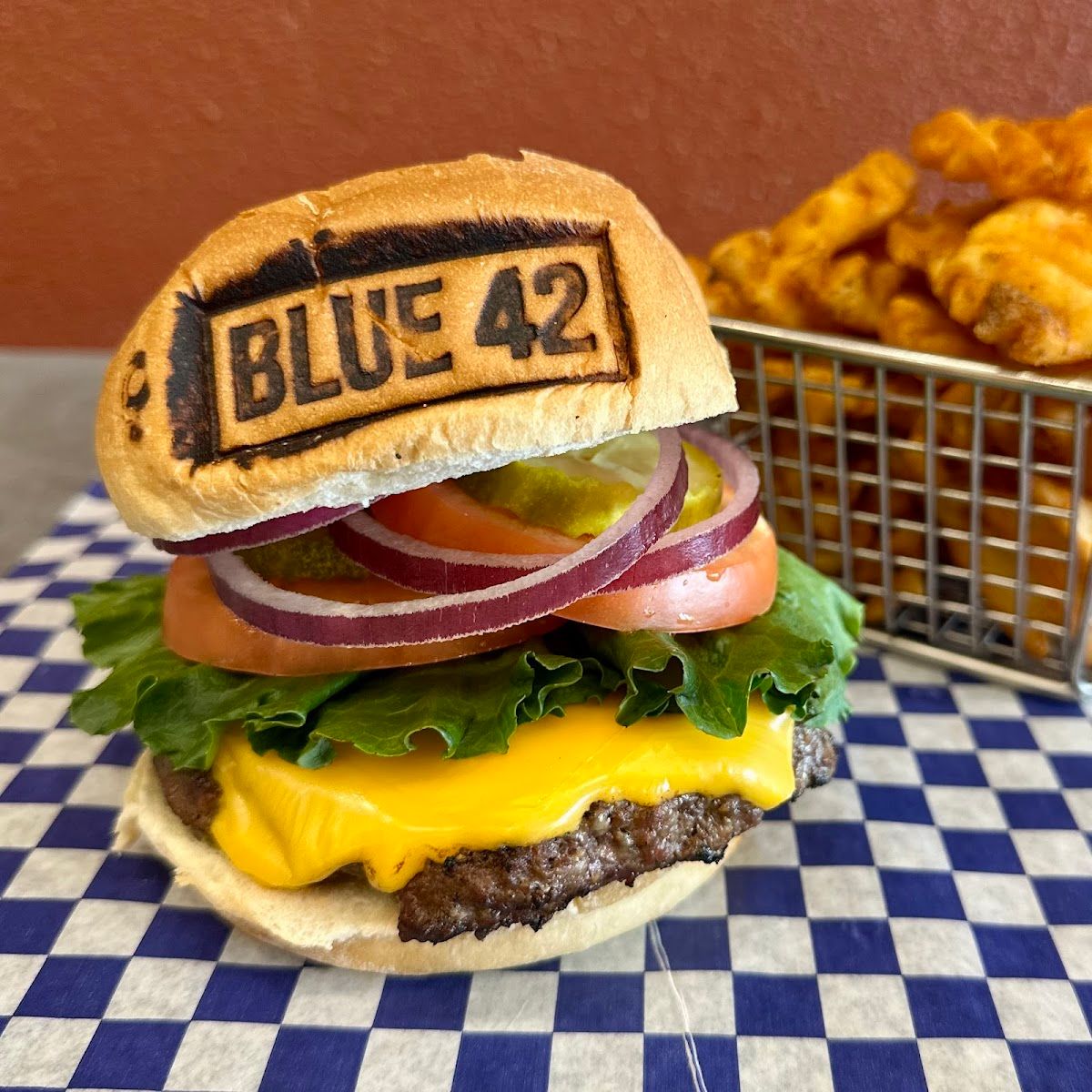 Blue 42 Sports Bar Slots photo 4