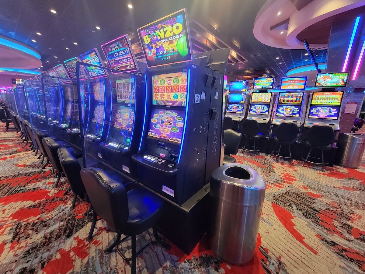 Speaking Rock Entertainment Center photo 2