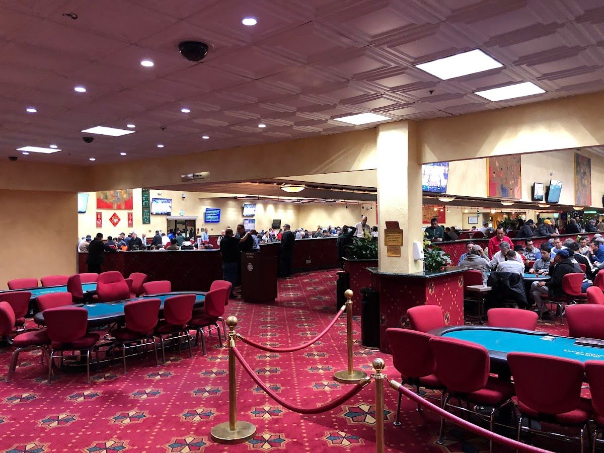 Lucky Chances Casino photo 7