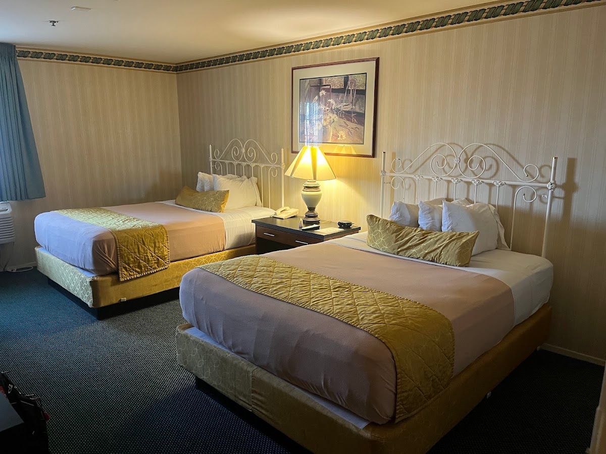 Longstreet Inn Casino & RV Resort photo 2