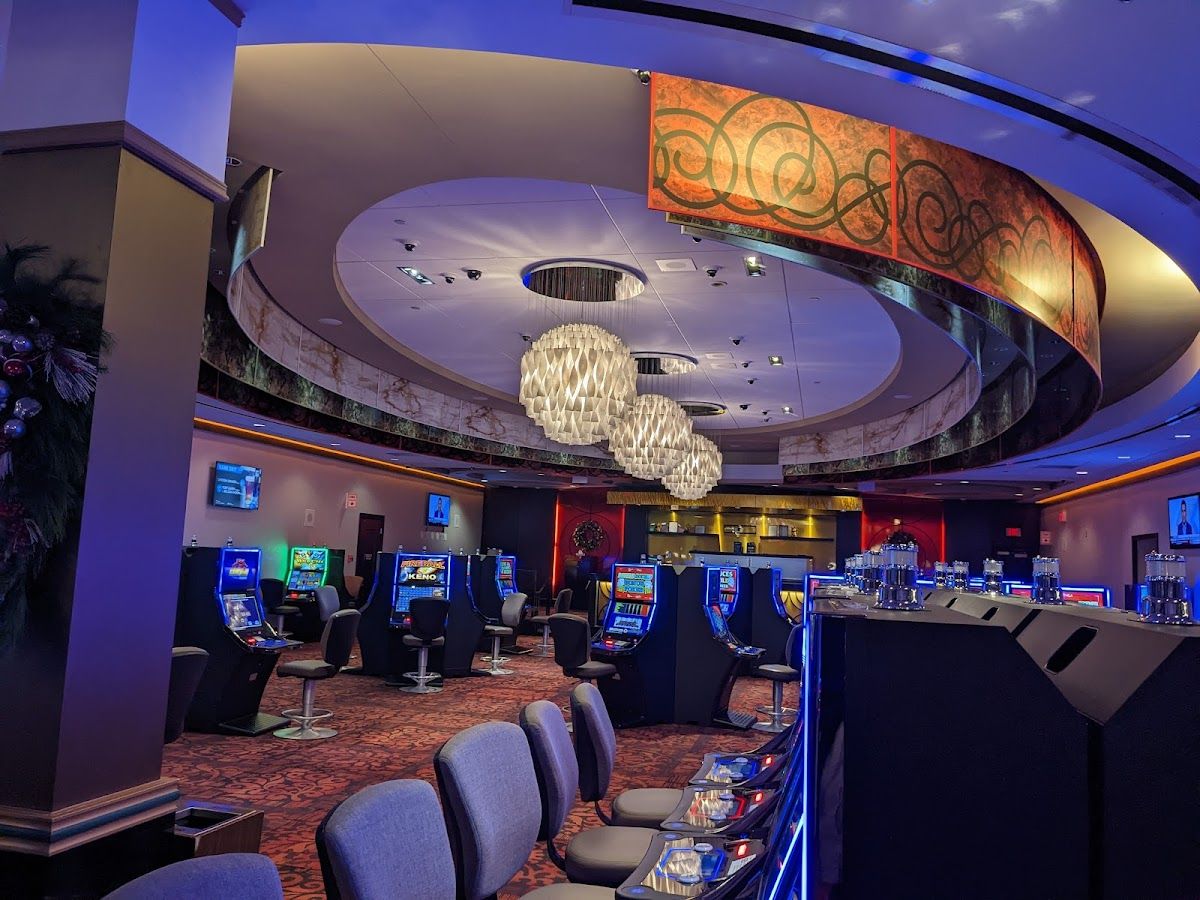 McPhillips Station Casino – Poker photo 3