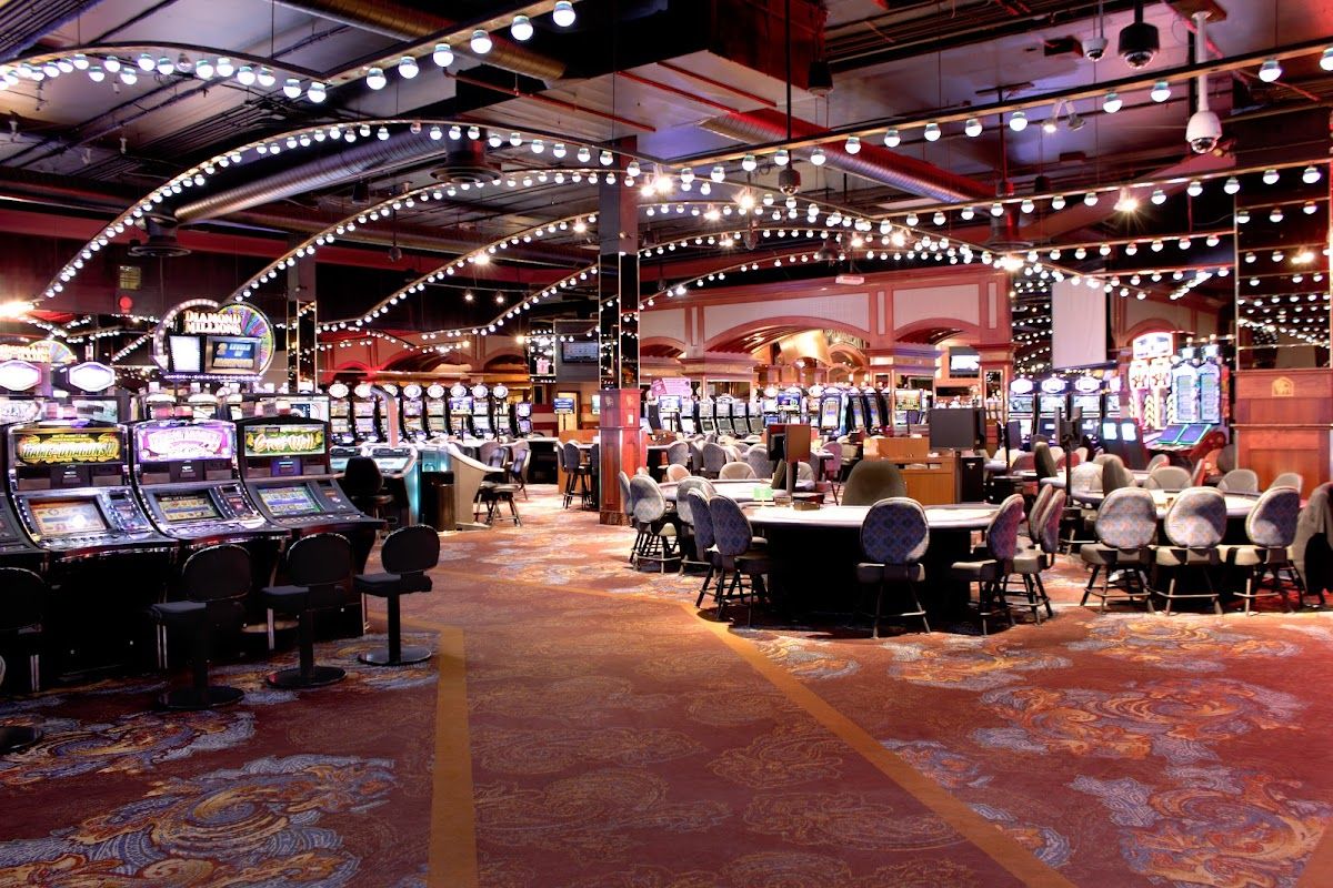 Pure Casino Calgary – Poker photo 3