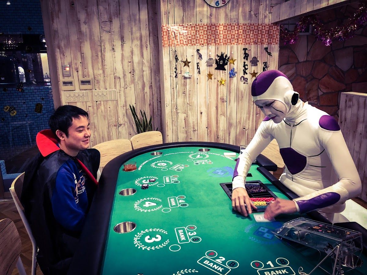 Poker Room P3 東京代官山店 photo 4