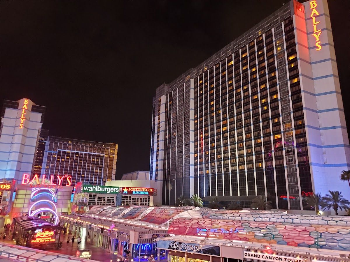 Horseshoe Las Vegas photo 10