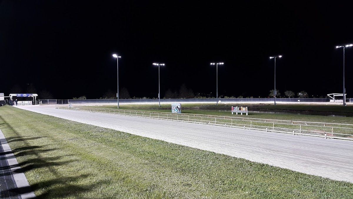 Daytona Beach Racing & Card Club photo 7