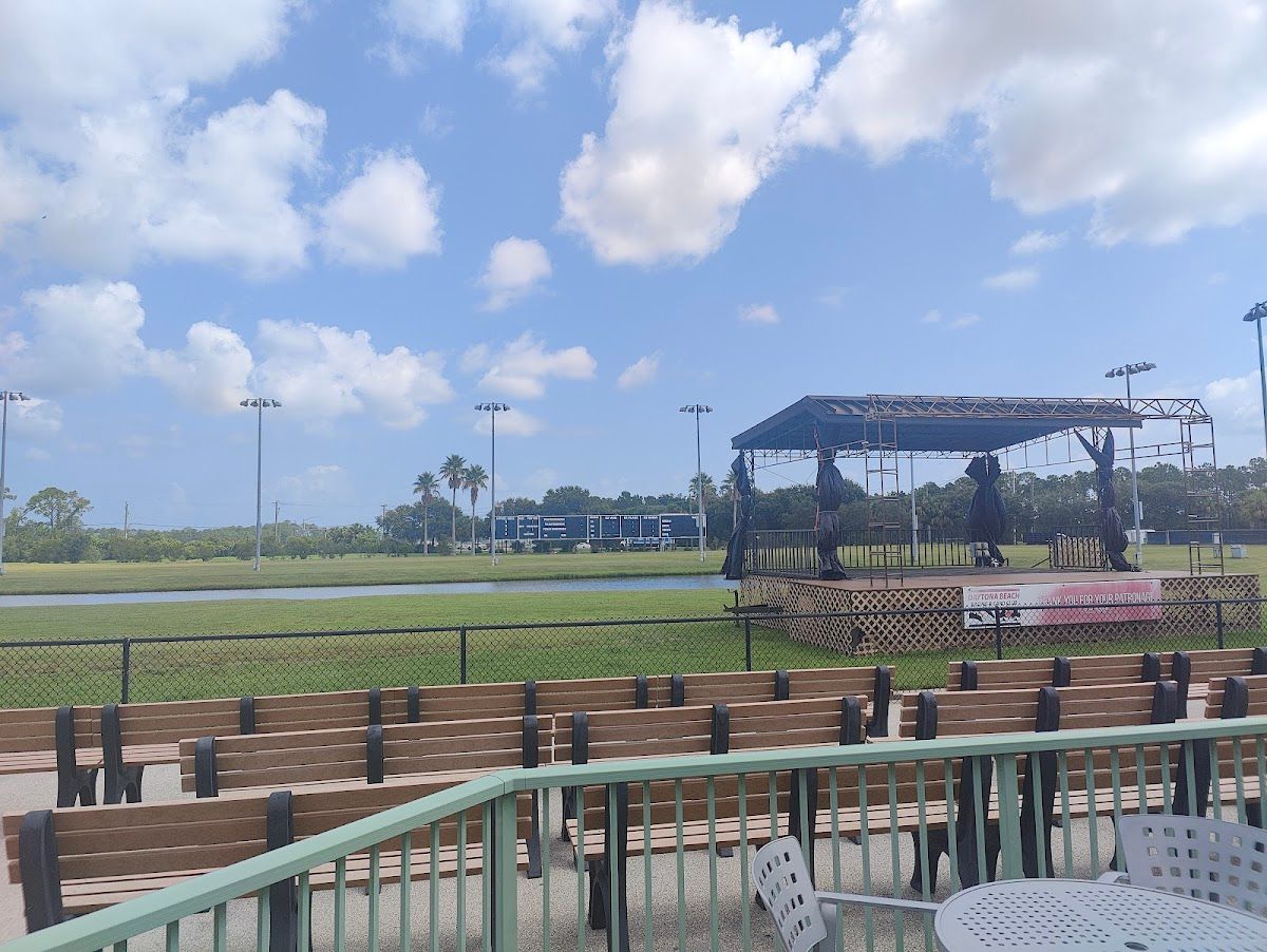 Daytona Beach Racing & Card Club photo 9