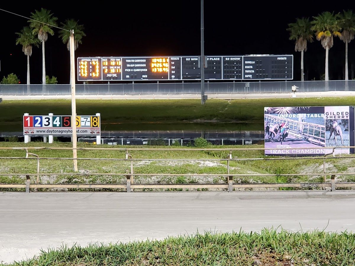 Daytona Beach Racing & Card Club photo 10
