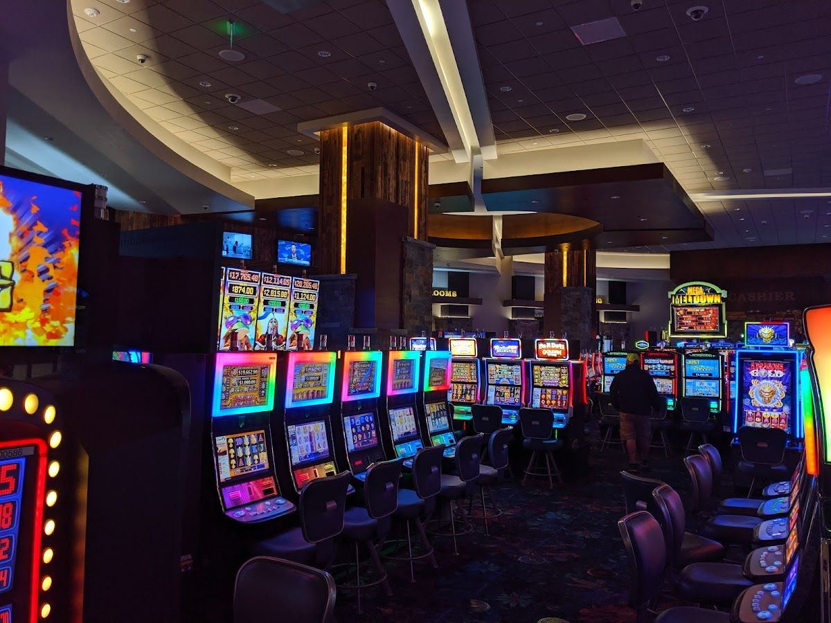 Gray Wolf Peak Casino photo 2