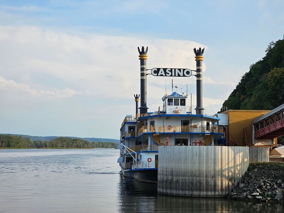 Casino Queen Marquette – Poker photo 2