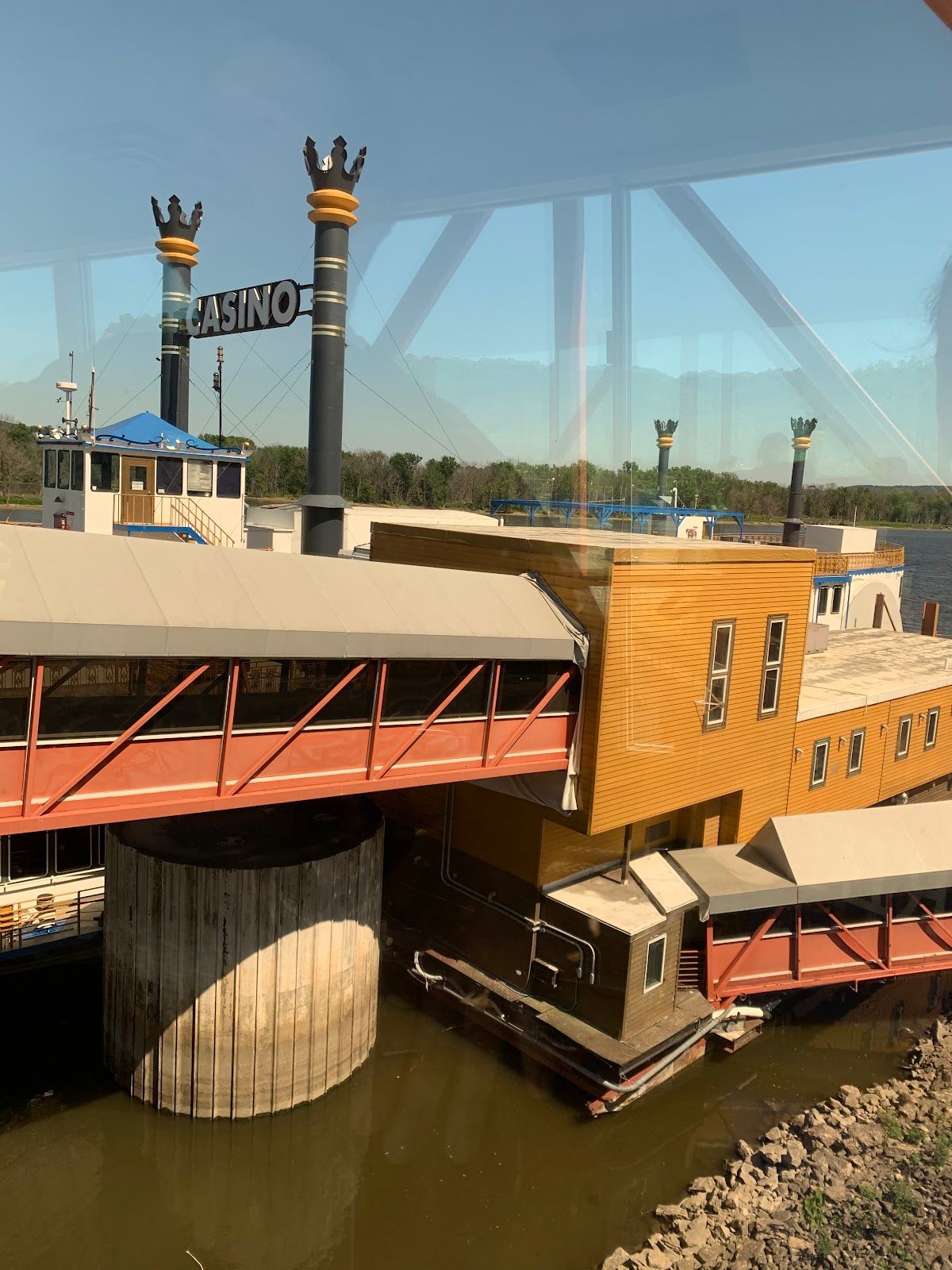 Casino Queen Marquette – Poker photo 9