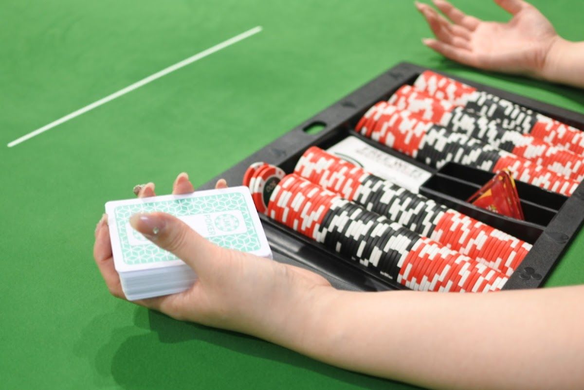 CASUAL POKER ROOM EVERY 五反田（ポーカールーム） photo 9