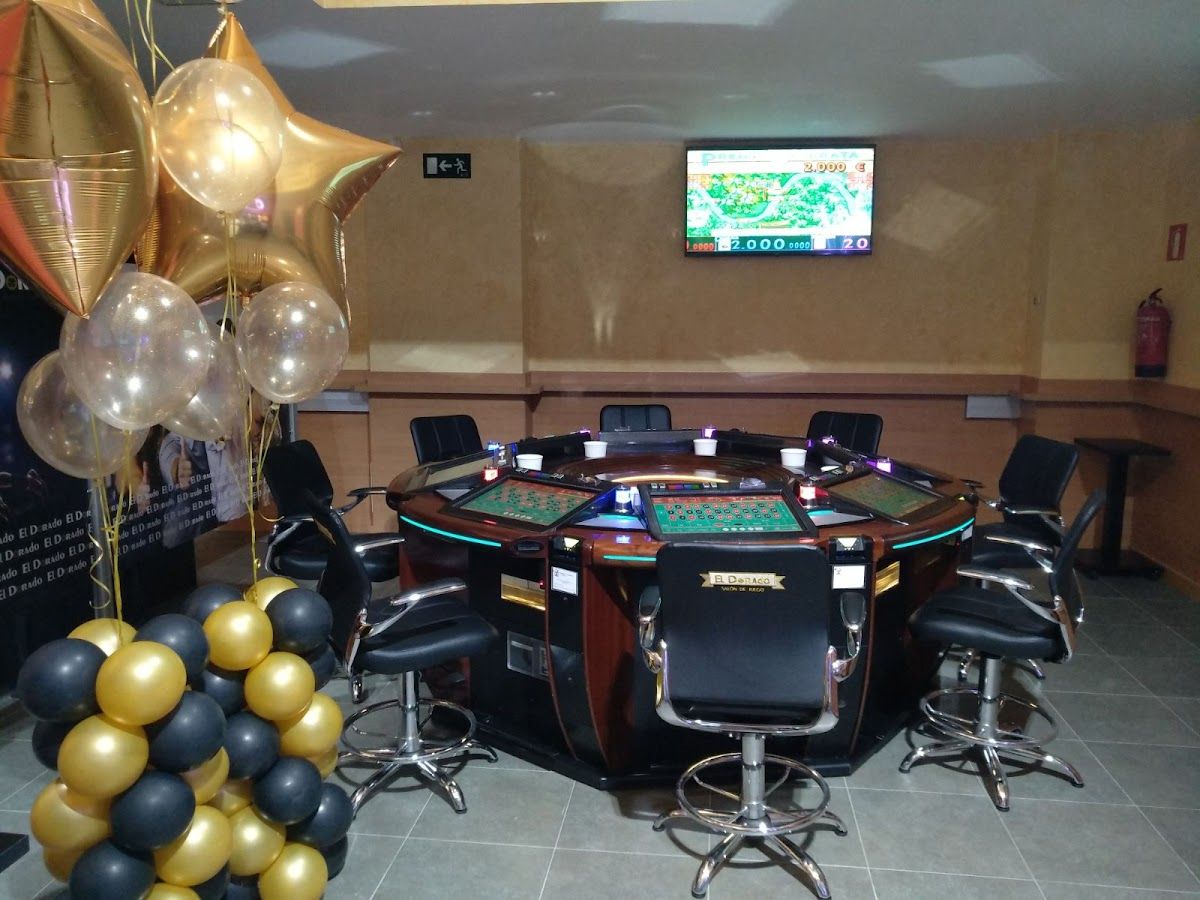 El Dorado salón de juego y apuestas photo 4