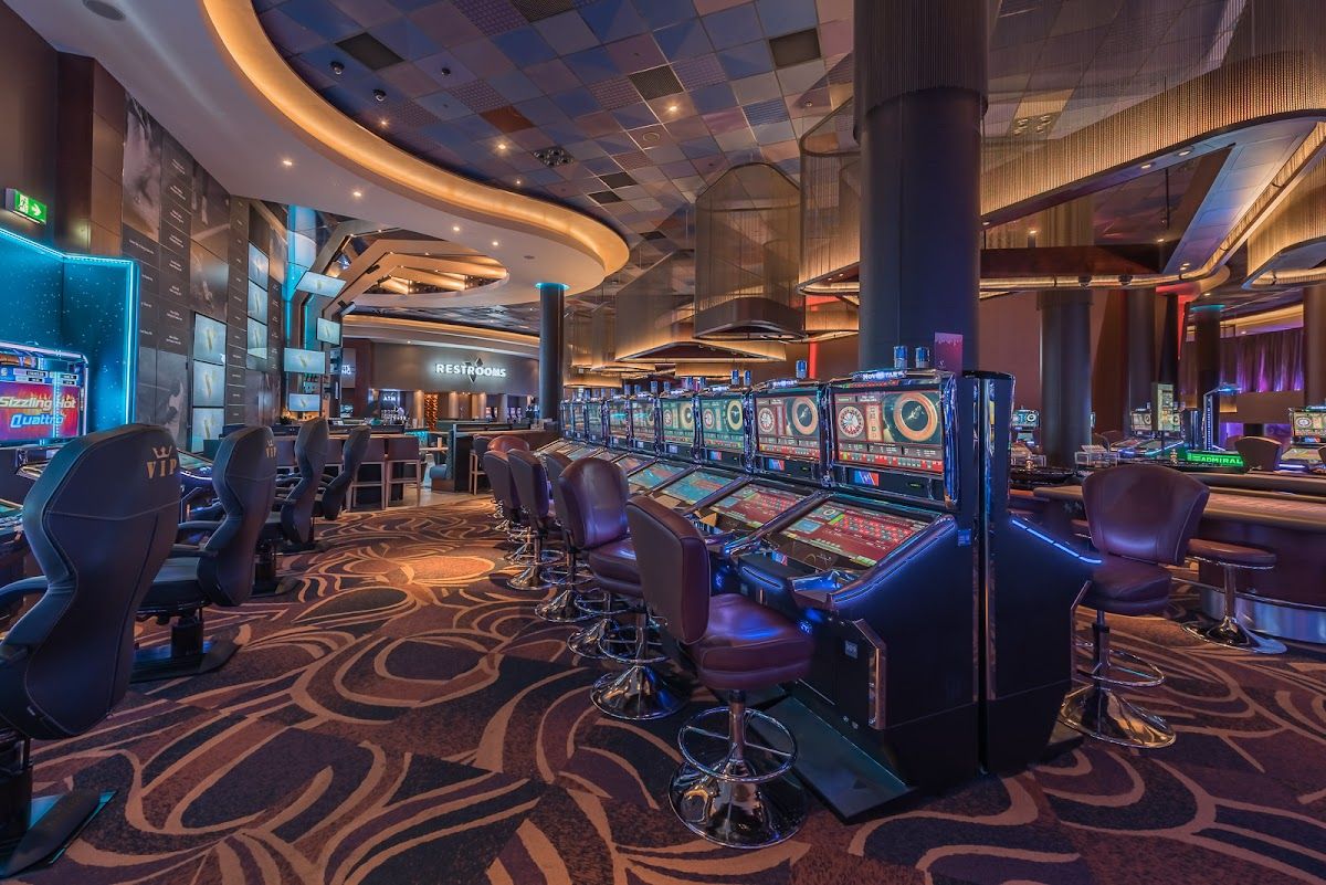 Victoria Gate Casino – Poker photo 2